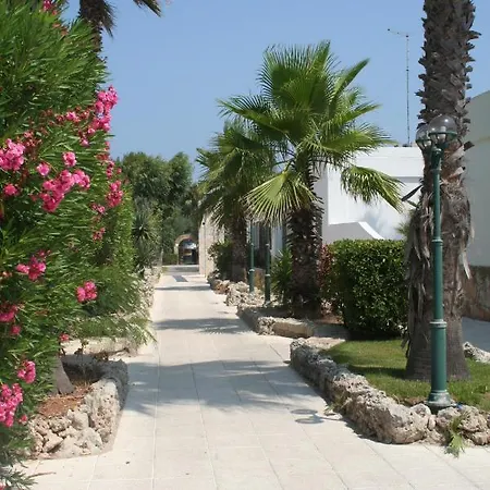 Kamp alanı Happy Camp Mobile Homes In Torre Rinalda